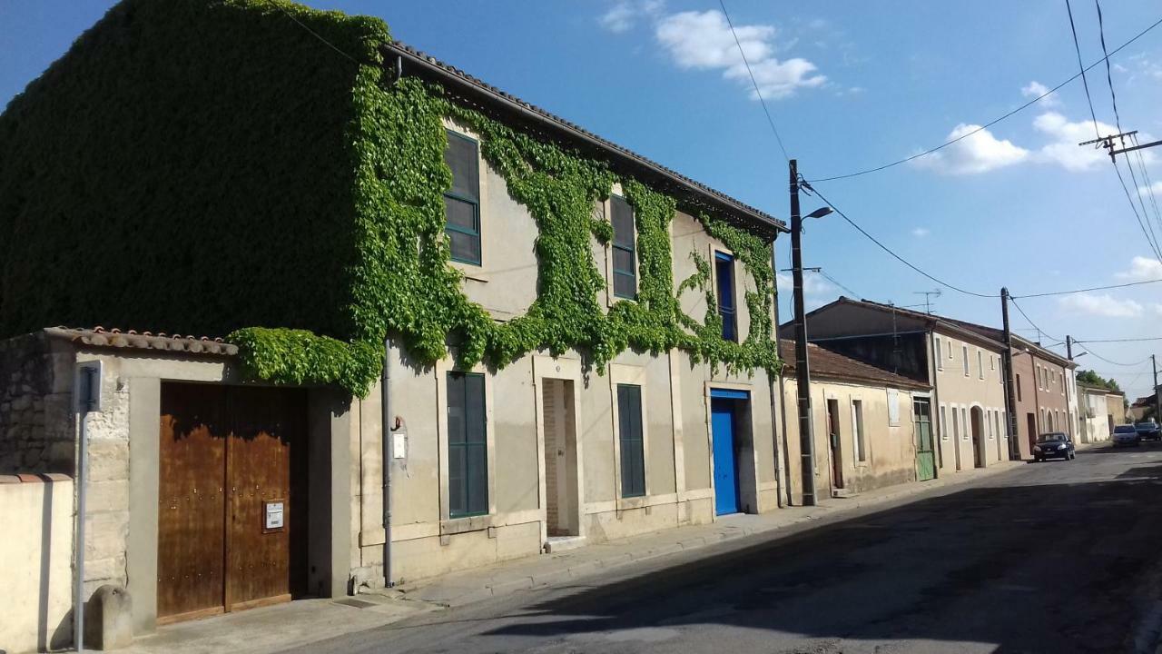 Appartement Anatole France Saint-Gilles (Gard) Exterior foto